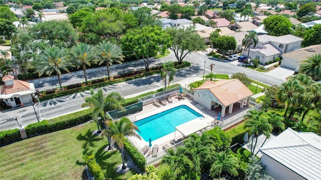 birds eye view of property featuring a residential view