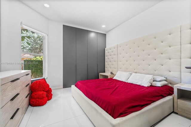 3710 NE 208th Ter, Aventura, FL 33180 - bedroom featuring recessed lighting