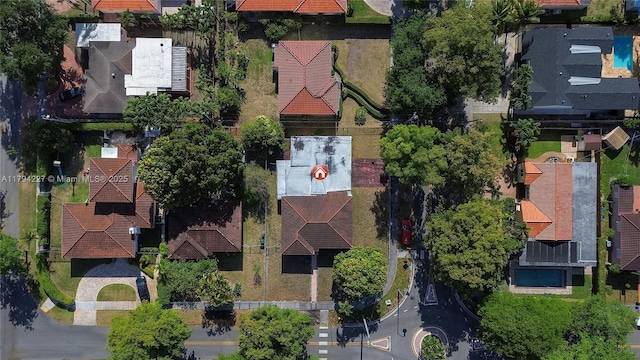 bird's eye view with a residential view