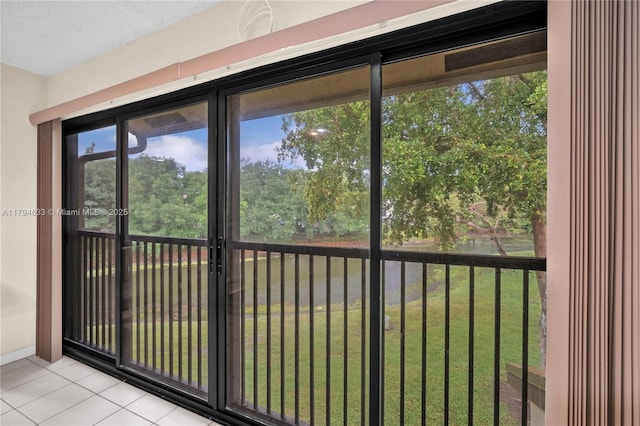 3699 Cocoplum Cir Unit 3538, Coconut Creek, FL 33063 - entryway featuring tile patterned flooring