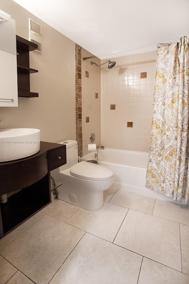 full bath featuring visible vents, tile patterned flooring, a sink, toilet, and shower / bathtub combination with curtain
