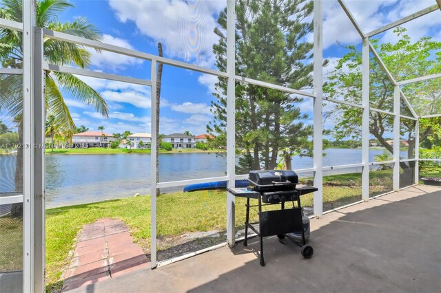 18271 SW 27th St, Miramar, FL 33029 - sunroom with a water view