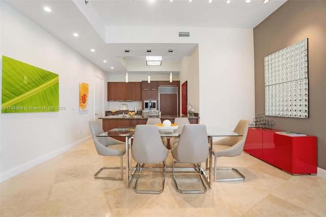 dining area featuring recessed lighting, baseboards, visible vents, and light tile patterned flooring