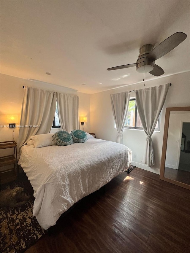 722 SW 10th St, Hallandale Beach, FL 33009 - bedroom with wood finished floors and a ceiling fan