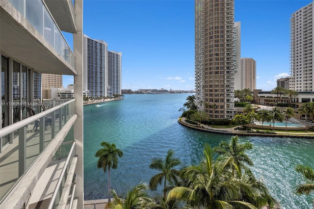 view of water feature featuring a view of city