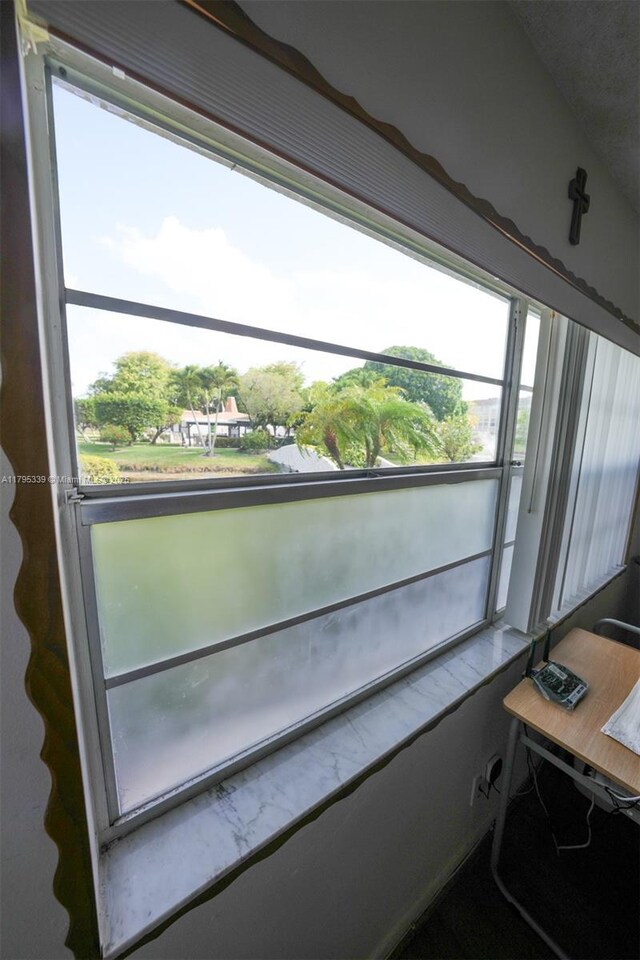 4700 NW 35th St Unit 408, Lauderdale Lakes, FL 33319 - photo 29