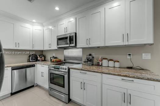 11930 SW 187th St, Miami, FL 33177 - photo 8
