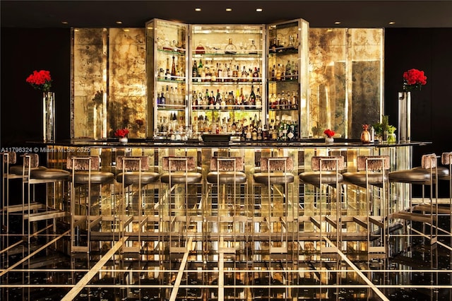 bar featuring bar area