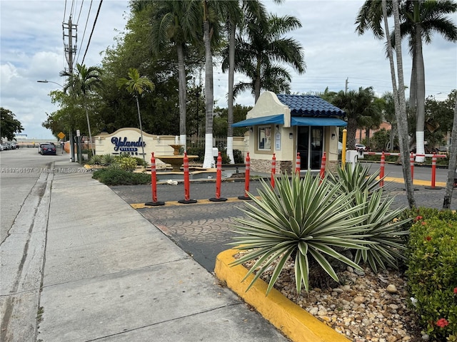 4550 NW 9th St Unit 203E, Miami, FL 33126 - view of community