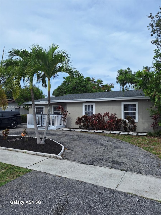 423 SW 80th Ave, North Lauderdale, FL 33068 - single story home with driveway and stucco siding