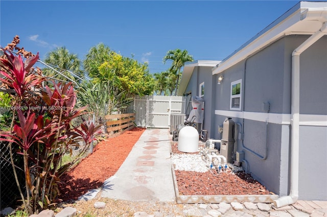 717 E River Dr, Margate, FL 33063 - view of yard