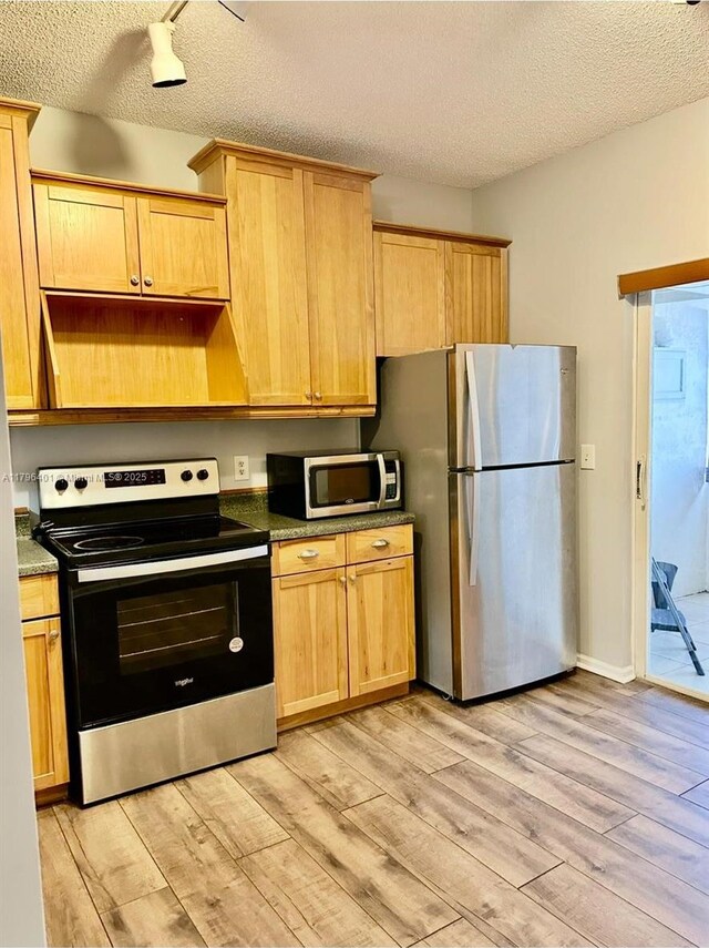 3196 SW 50th St, Dania Beach, FL 33312