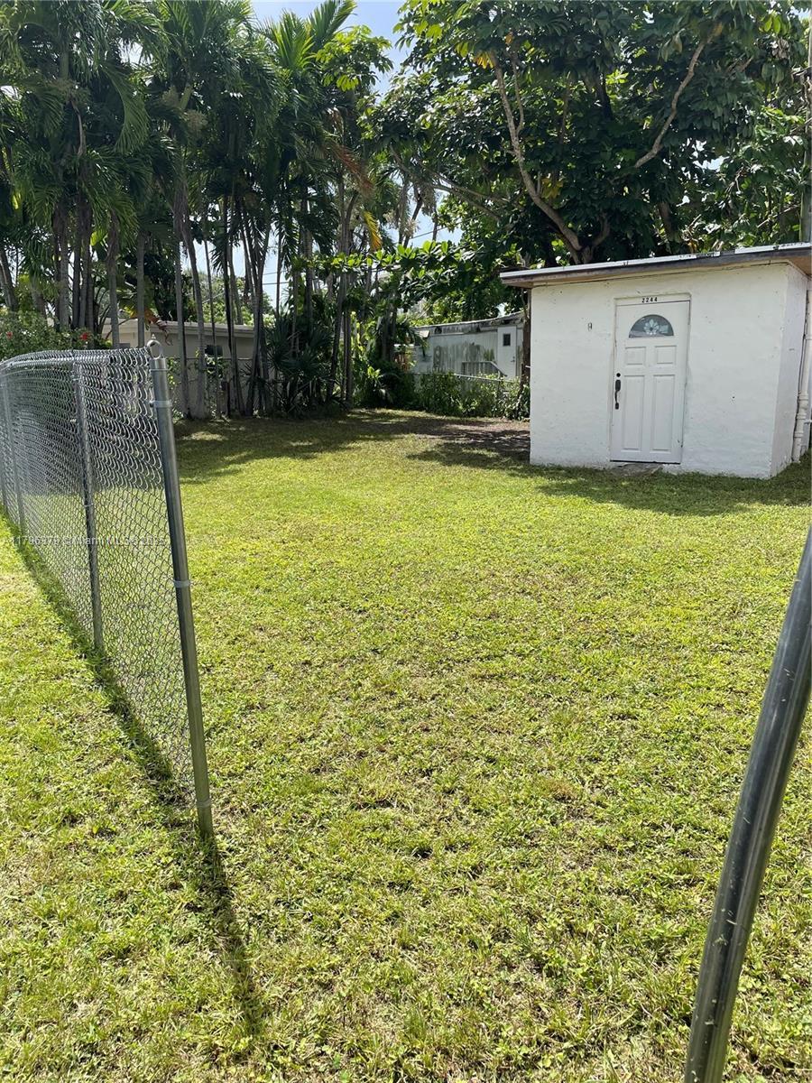 2244 NE 136th St, North Miami Beach, FL 33181