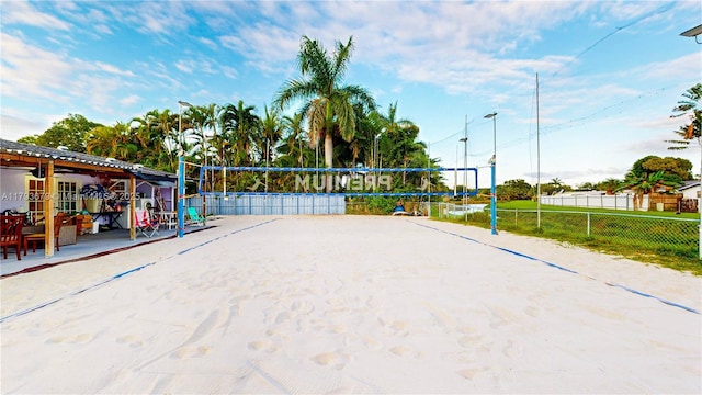 18231 SW 90th Ct, Palmetto Bay, FL 33157 - surrounding community with fence and volleyball court