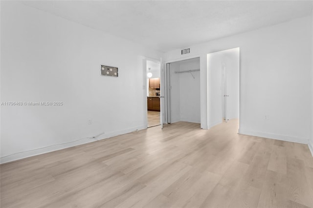 716 Michigan Ave Unit 204, Miami Beach, FL 33139 - view of parking deck