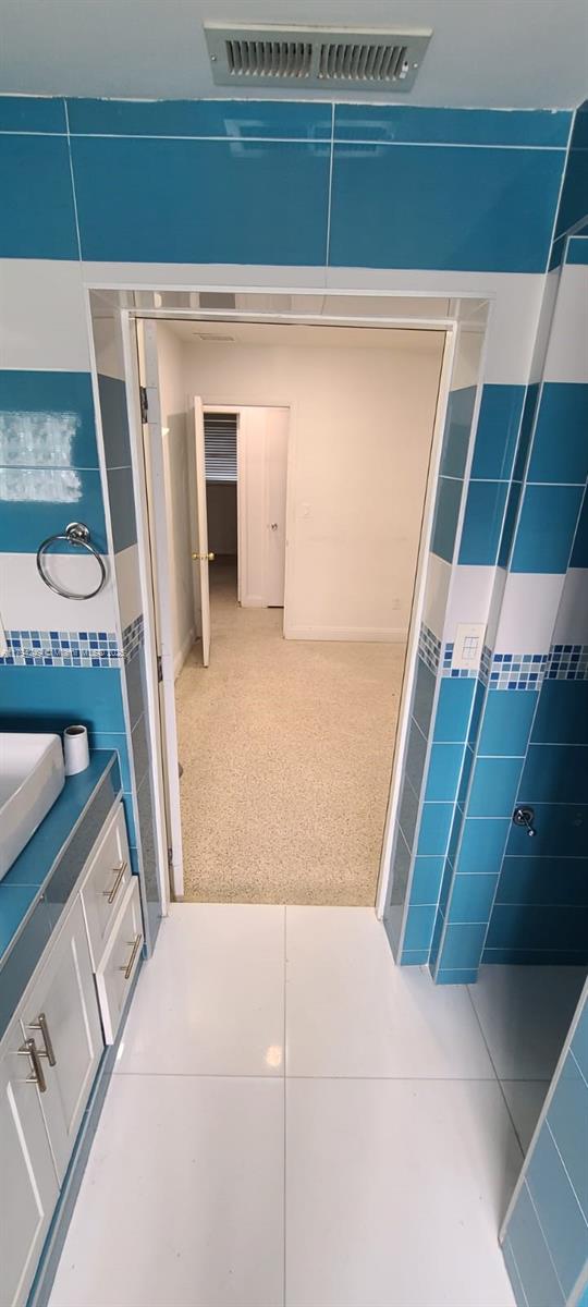 4430 NW 175th St, Miami Gardens, FL 33055 - photo 10