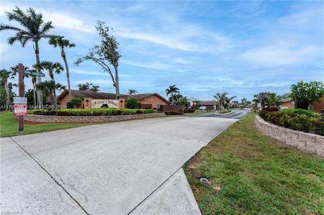6312 Royal Woods Dr, Fort Myers, FL 33908 - photo 2