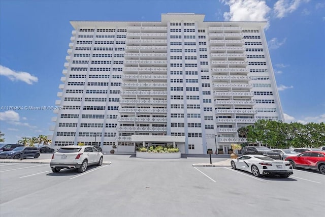 2100 S Ocean Dr Unit 10E, Fort Lauderdale, FL 33316 - view of property with uncovered parking