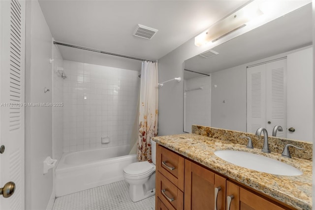 full bathroom featuring a closet, toilet, visible vents, tile patterned flooring, and shower / bathtub combination with curtain