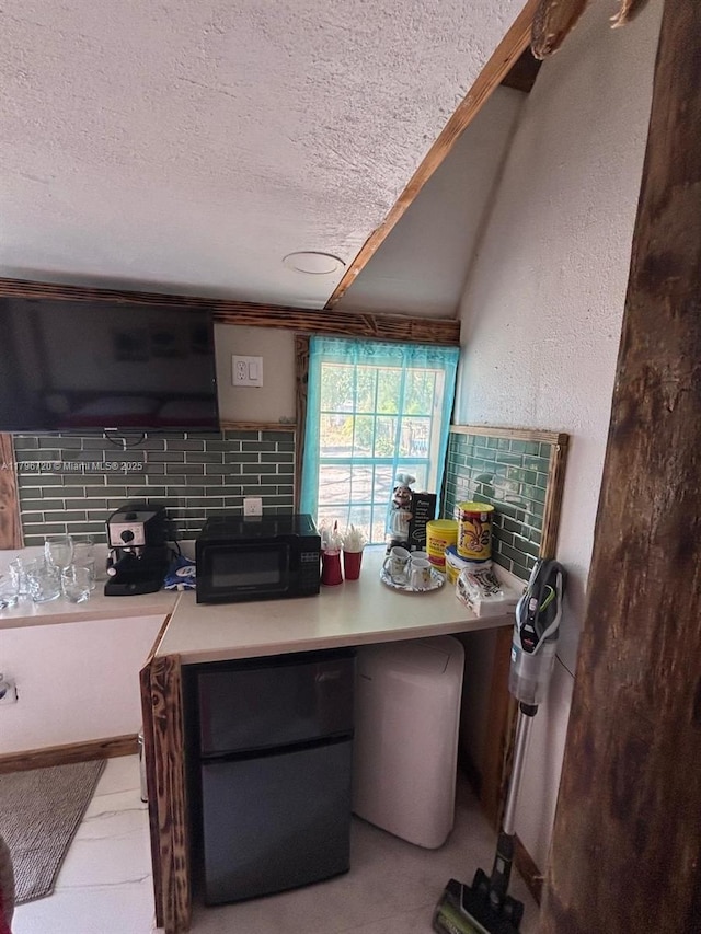 493 Camino Real Blvd, Clewiston, FL 33440 - office space featuring a textured ceiling