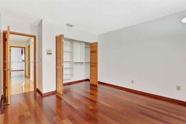 7600 SW 124th St, Pinecrest, FL 33156 - walk in closet featuring wood finished floors