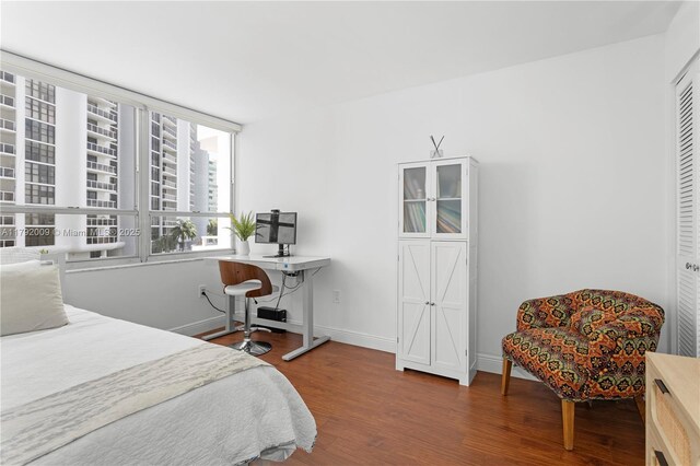 11 Island Ave Unit 407, Miami Beach, FL 33139 - bedroom featuring a water view and multiple windows