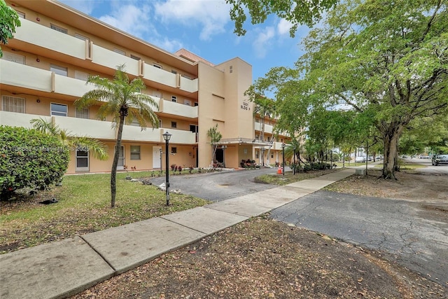 1301 NE 191st St Unit F417, Miami, FL 33179 - view of property
