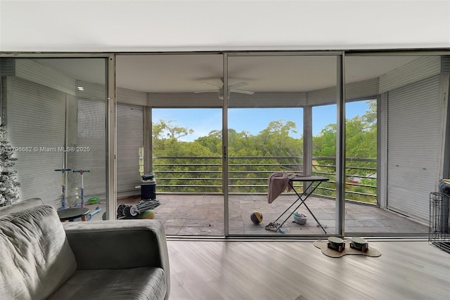 1301 NE 191st St Unit F417, Miami, FL 33179 - sunroom / solarium featuring a healthy amount of sunlight and ceiling fan