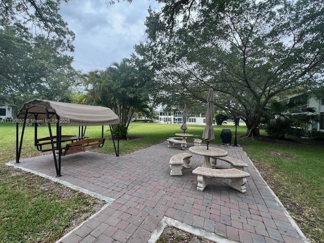 14 Westbury A 14, Deerfield Beach, FL 33442 - view of patio / terrace