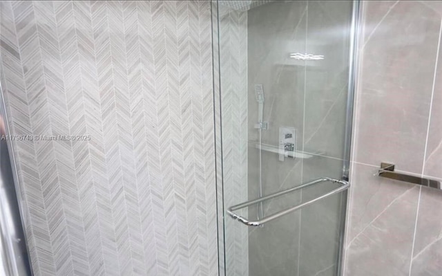 3688 N University Dr Unit H-3, Coral Springs, FL 33065 - full bathroom featuring a shower stall