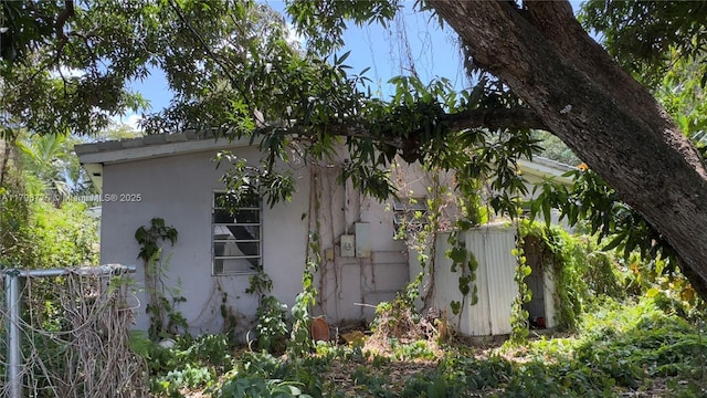 view of home's exterior