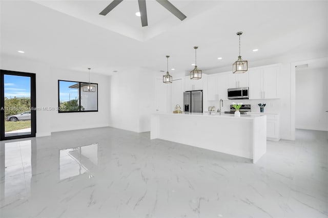 4115 20th St SW, Lehigh Acres, FL 33397 - unfurnished living room with ceiling fan, marble finish floor, a sink, and recessed lighting