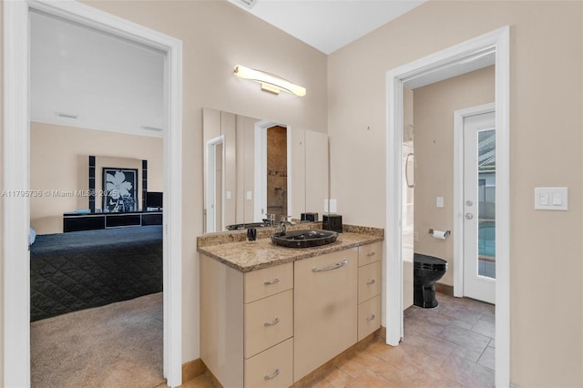 5101 N 37th St, Hollywood, FL 33021 - ensuite bathroom with vanity and connected bathroom