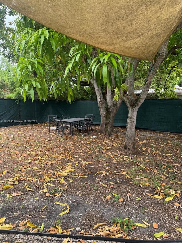 view of yard featuring fence
