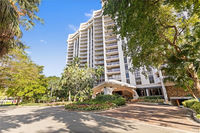 2000 Towerside Ter Unit 710, Miami, FL 33138 - view of apartment building / complex