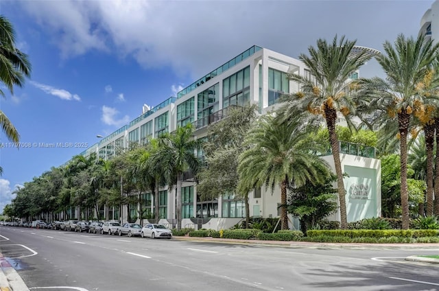 6000 Collins Ave Unit 304, Miami Beach, FL 33140 - view of building exterior