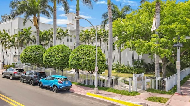 1300 Pennsylvania Ave Unit 104, Miami Beach, FL 33139 - exterior space with fence
