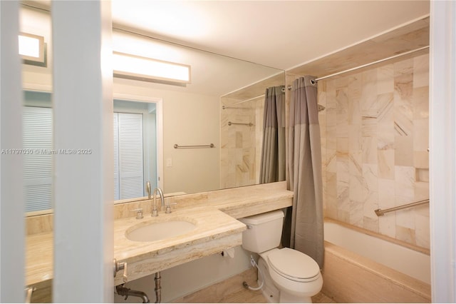700 Biltmore Way Unit 1016, Coral Gables, FL 33134 - full bath with toilet, shower / tub combo, and a sink