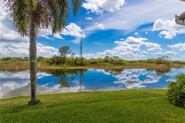 16724 NW 8th St, Pembroke Pines, FL 33028 - property view of water