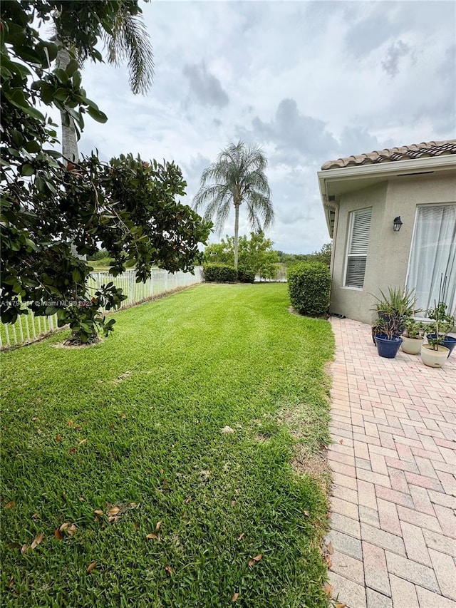 16724 NW 8th St, Pembroke Pines, FL 33028 - view of yard featuring fence