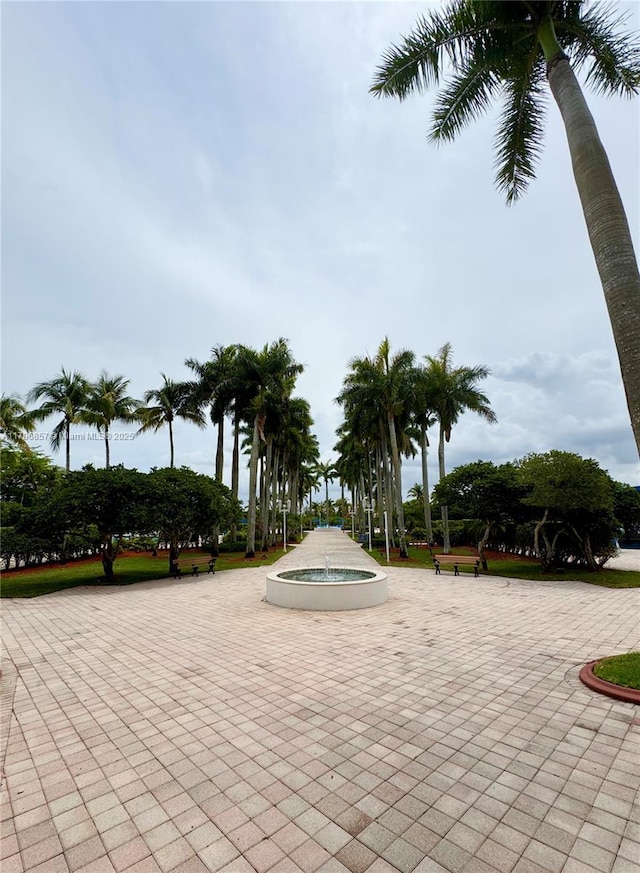 16724 NW 8th St, Pembroke Pines, FL 33028 - view of home's community