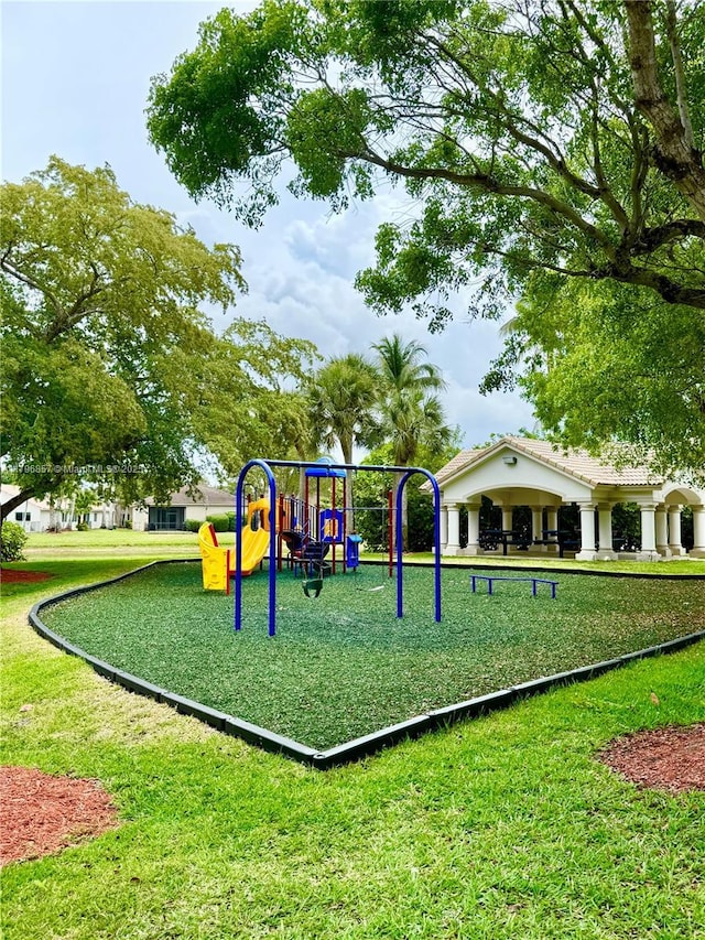 16724 NW 8th St, Pembroke Pines, FL 33028 - communal playground featuring a yard