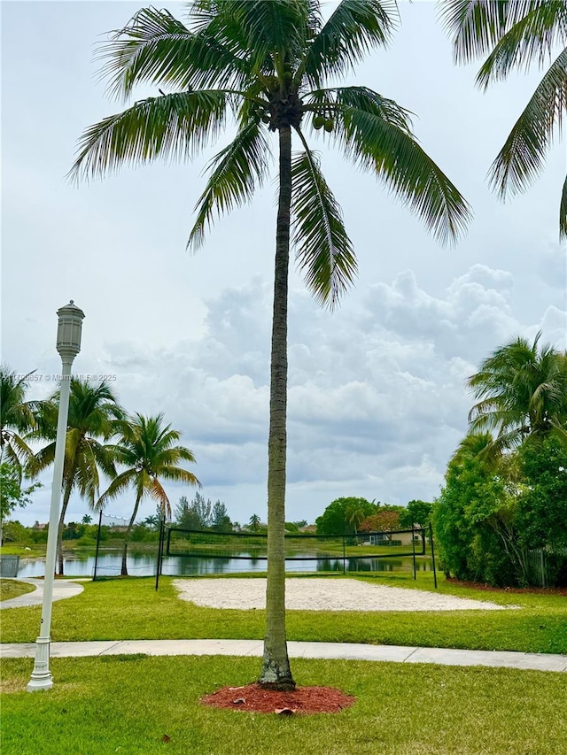 16724 NW 8th St, Pembroke Pines, FL 33028 - view of home's community featuring a water view and a lawn