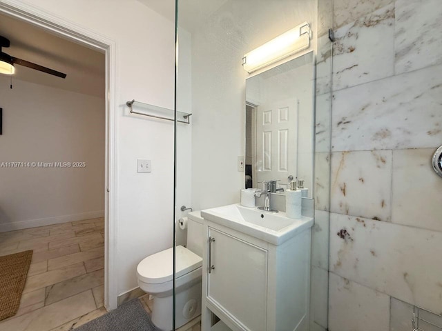 1526 Pennsylvania Ave Unit 20, Miami Beach, FL 33139 - bathroom with vanity, toilet, and a ceiling fan