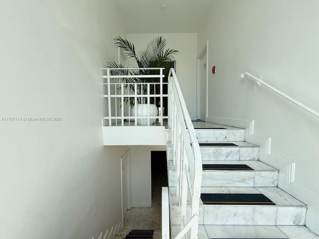 1526 Pennsylvania Ave Unit 20, Miami Beach, FL 33139 - view of stairway
