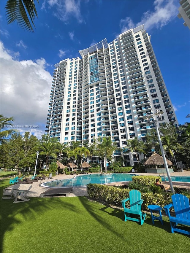 2641 N Flamingo Rd Unit 2601N, Sunrise, FL 33323 - community pool with a lawn
