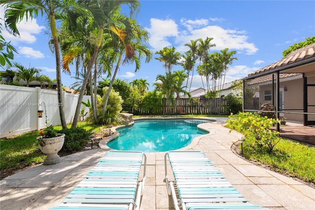 15941 Cobblestone Ct, Davie, FL 33331 - view of swimming pool with a fenced backyard and a patio area