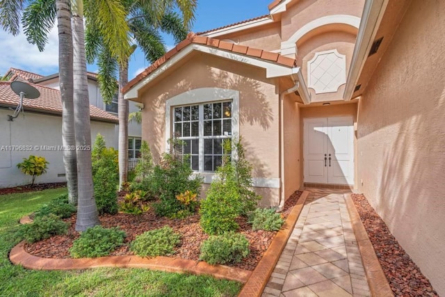 4528 SW 183rd Ave, Miramar, FL 33029 - entrance to property with stucco siding