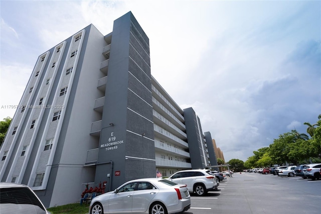 619 NE 14th Ave Unit 507, Hallandale Beach, FL 33009 - photo 2
