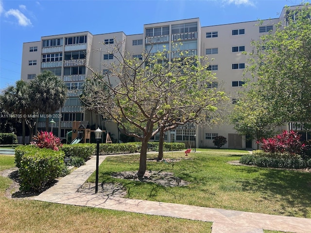 619 NE 14th Ave Unit 507, Hallandale Beach, FL 33009 - view of apartment building / complex